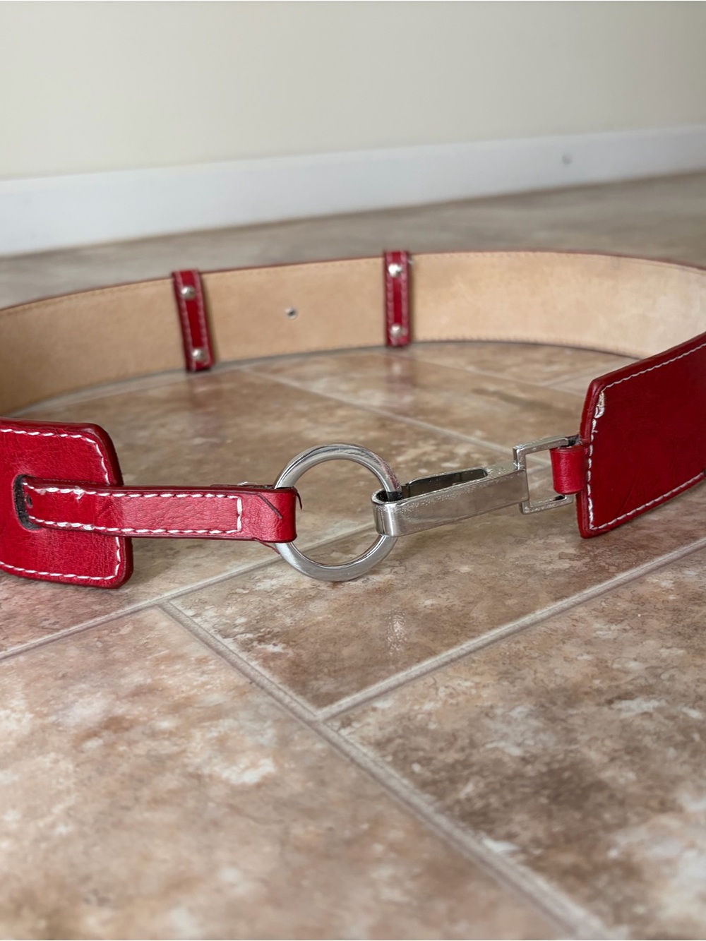 Red Leather Ring-Link Waist Belt